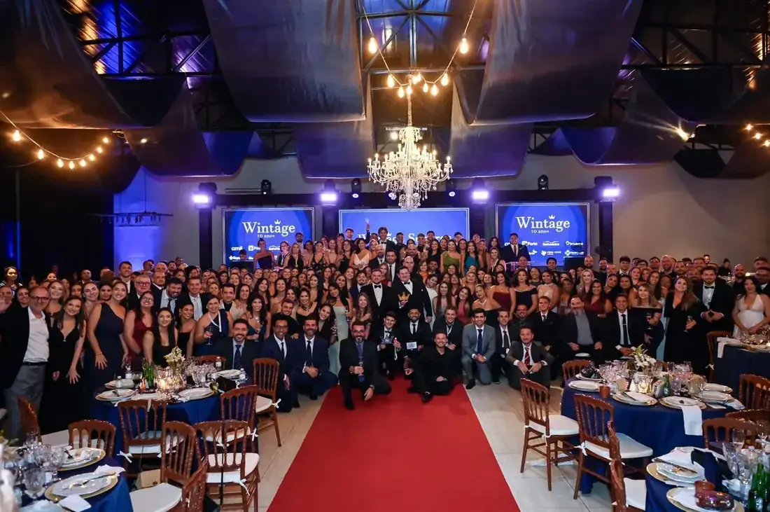 Toda a equipe Wintage Seguros — 10 anos